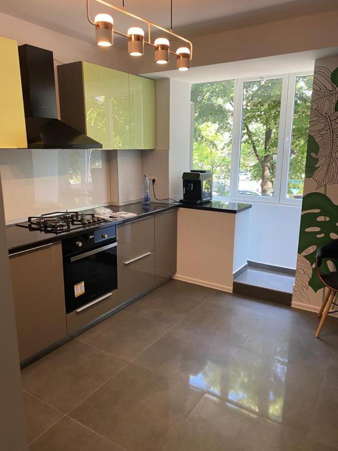 Mery Luxury Apartment Галац Екстер'єр фото