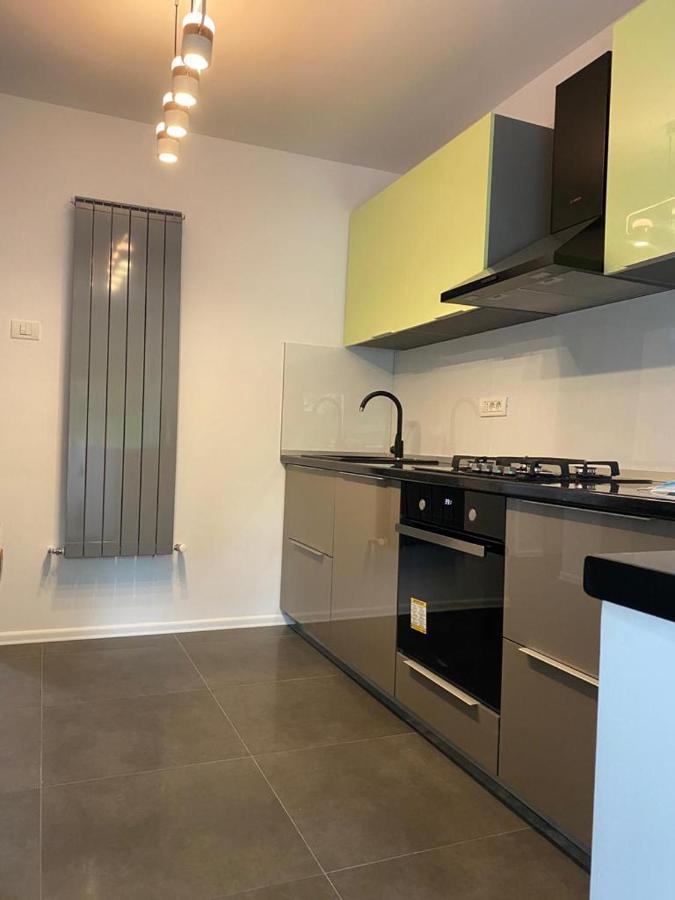 Mery Luxury Apartment Галац Екстер'єр фото