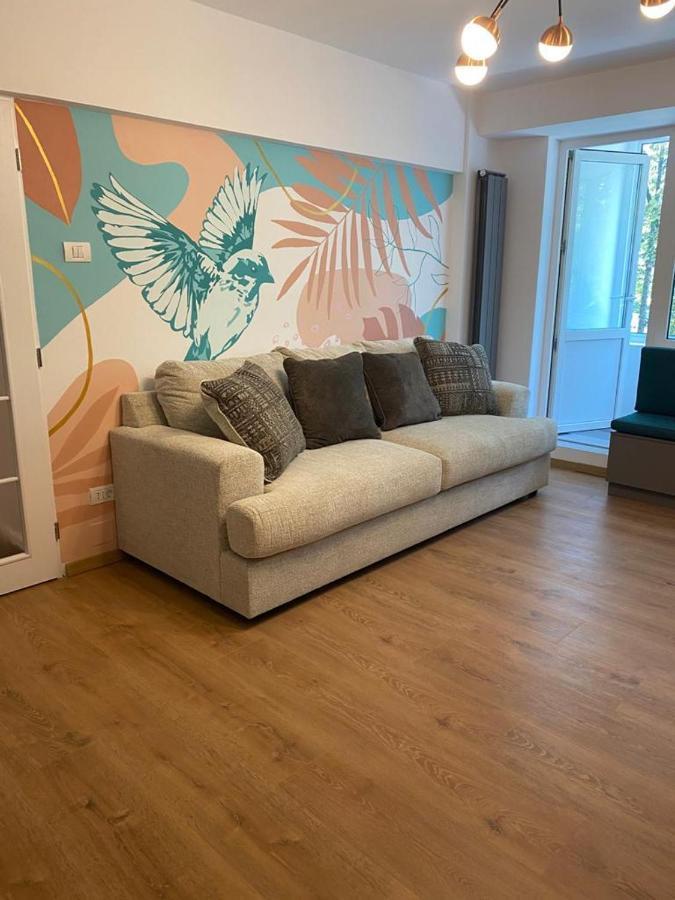 Mery Luxury Apartment Галац Екстер'єр фото