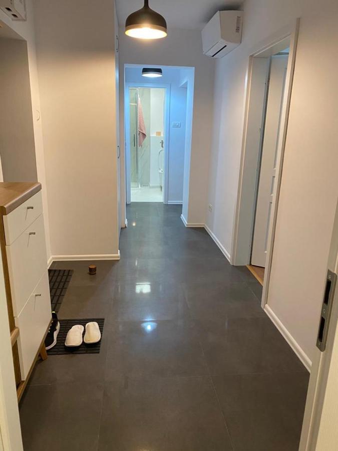 Mery Luxury Apartment Галац Екстер'єр фото